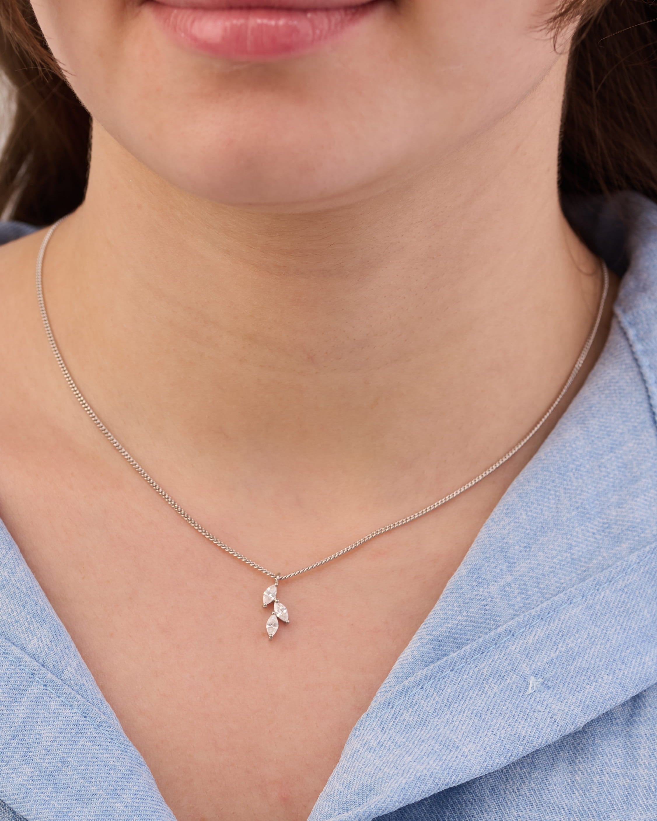 Stainless steel silver-tone dainty chain necklace with crystal leaf pendant